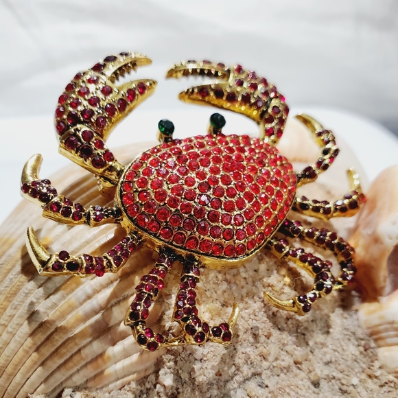 Red crab brooch Heidi Daus pin queen crab vintage crystals gold sparkly - Picture 7 of 16